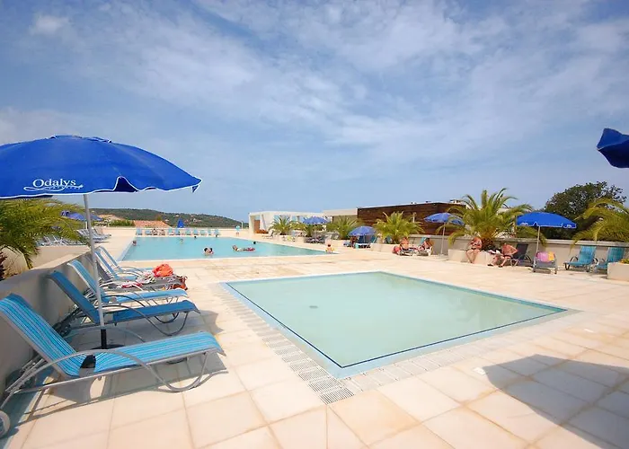 Aparthotel Odalys Les De Bel Godere 3*