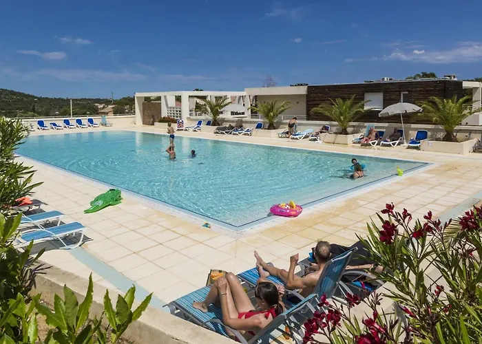 Odalys Les De Bel Godere Aparthotel 3*