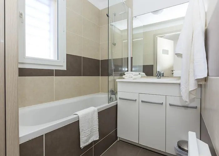 Aparthotel Odalys Les De Bel Godere